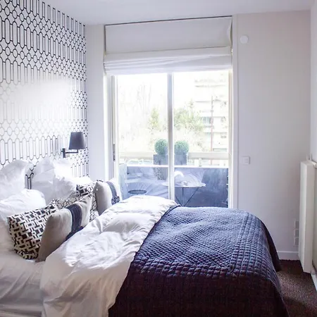Modern Studio At 5 Mins From Paris Апартаменты Нёйи-сюр-Сен